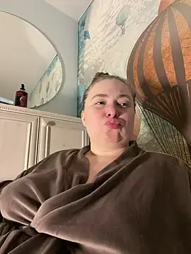 DeniMilkyyyyy  live sex cam