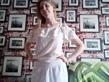 EvieBaggette  live sex cam