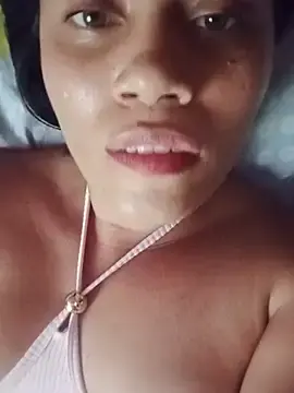 Jhoans30  live sex cam