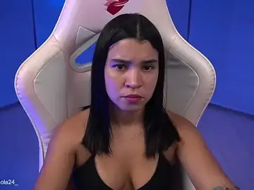 Its_lola24  live sex cam