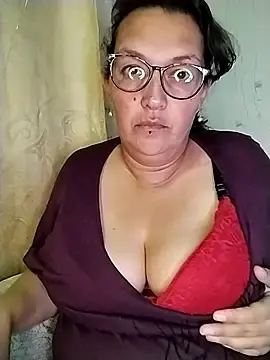 -Saraqueen  live sex cam