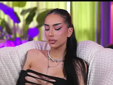 KimNaty  live sex cam