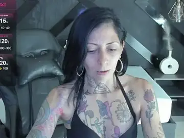 Dark_gotica  live sex cam