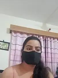 Amisha-2  live sex cam