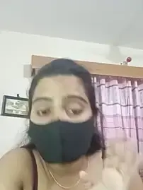 Amisha-2  live sex cam