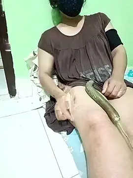 Dola_mone  live sex cam