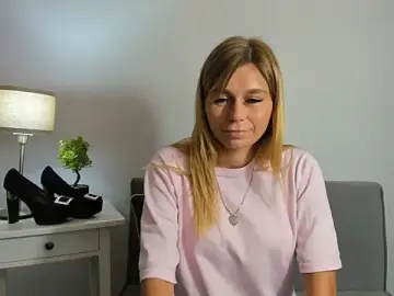 FreyaHotty  live sex cam