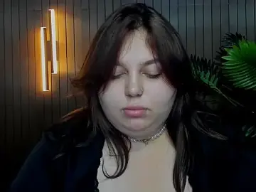 LillyHaigh  live sex cam