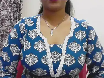 LovingPihu  live sex cam