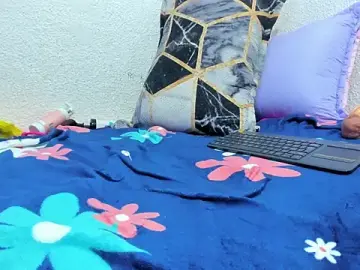 Naniis_wish  live sex cam