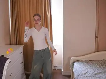 SheriseEisenhower  live sex cam