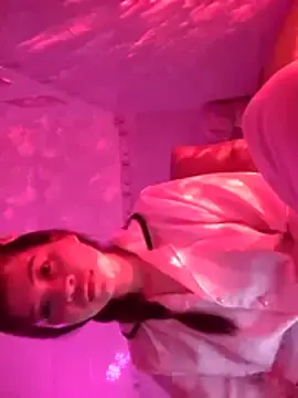 TracyKimlove2001  live sex cam