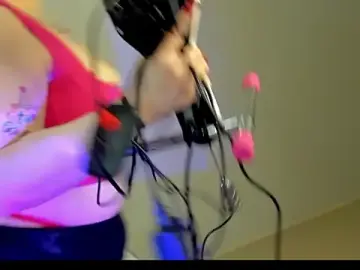 Vlada_vv  live sex cam