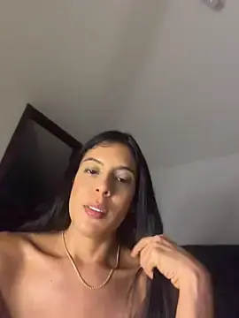 Kamivolkano  live sex cam