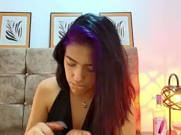 Dulce_Bella_  live sex cam