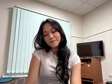 PrincessYeary  live sex cam