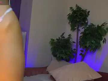 AliciaMellow  live sex cam