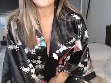 Soleilsex  live sex cam