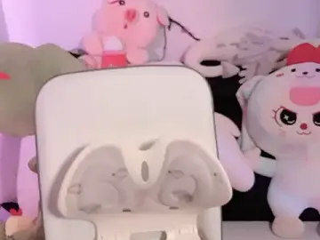 ChinhM249  live sex cam