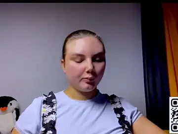 Dreamyblushfairy  live sex cam