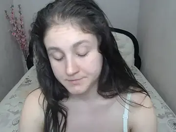 Holliy_Cooper  live sex cam