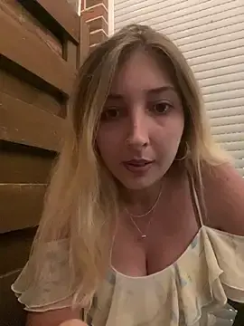 Lilly2809  live sex cam