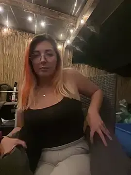 Lilly2809  live sex cam
