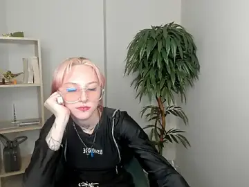 LilySalmond  live sex cam