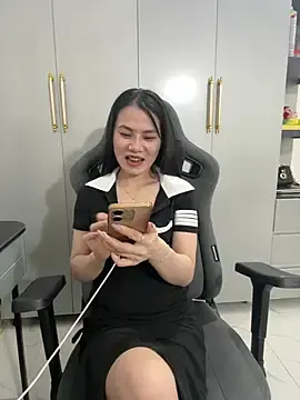 Llabi2k  live sex cam