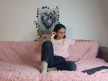 LucretiaCoupland  live sex cam