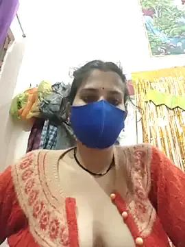 Maahi-Queen  live sex cam