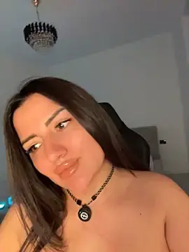 SophieRoouse  live sex cam