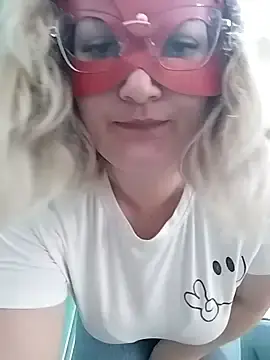 Blondaf  live sex cam