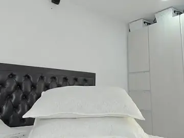KayleeScott  live sex cam