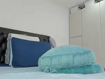KayleeScott  live sex cam