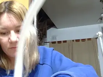 AllisonLove2  live sex cam