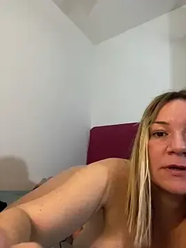 AllisonLove2  live sex cam