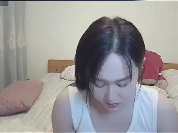 Belinda66  live sex cam