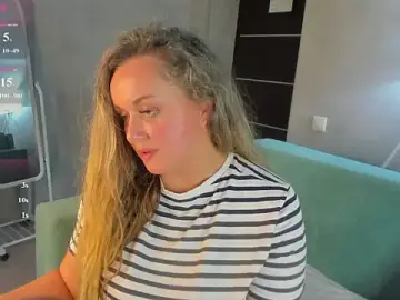 Sky_Kuper  live sex cam