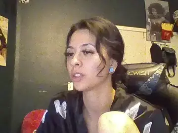 Toxiicbeauty69  live sex cam