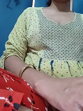 Riya146825  live sex cam