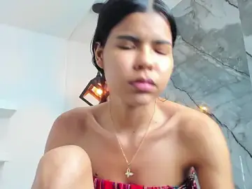 IsabellaMonet  live sex cam