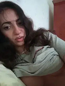 KarolDolly05  live sex cam