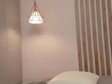 SallyKroos  live sex cam