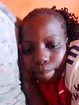 Kanyau56  live sex cam