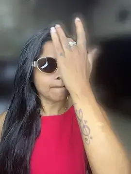 WittyQueen  live sex cam