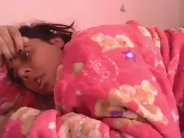 Annarose19  live sex cam