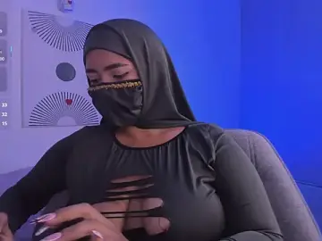 DarkLayla  live sex cam