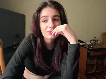 ElviDesire  live sex cam