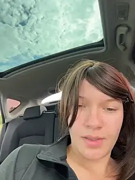 Fuck_Trailer_Hitch  live sex cam